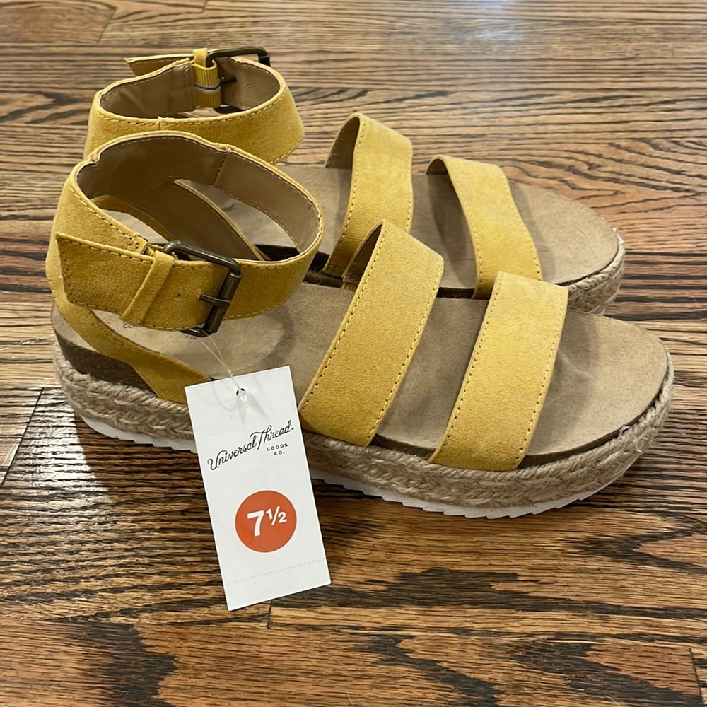 Target wedges never been worn